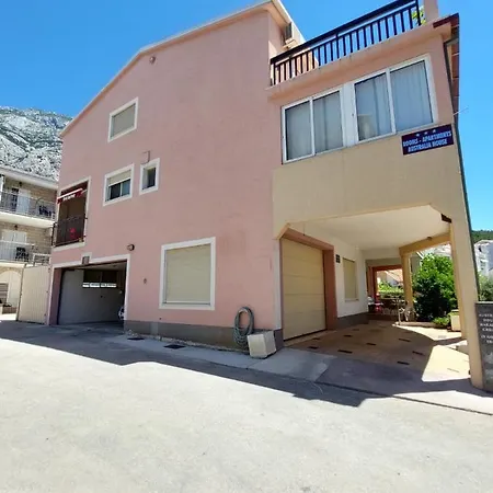 Australia Apartmán *